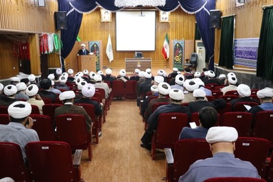 همایش نقش روحانیون مستقر، امامان محله