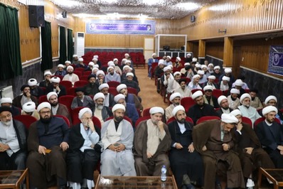 همایش نقش روحانیون مستقر، امامان محله