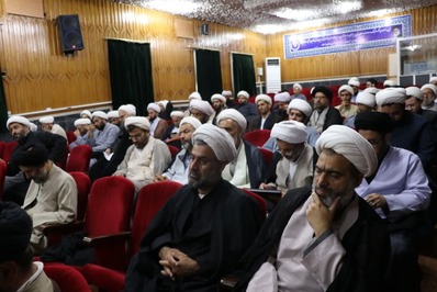همایش نقش روحانیون مستقر، امامان محله