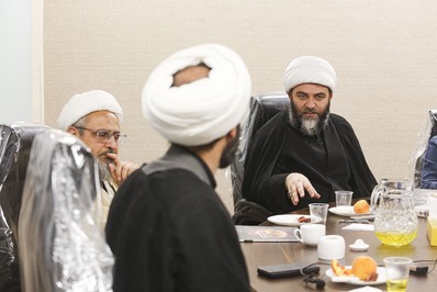 رونمایی از کتاب مغناطیس حسین(ع) با حضور حجت‌الاسلام قمی