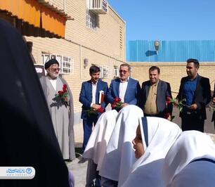نواخته شدن زنگ مهر در دبستان صدرا بندر امام خمینی