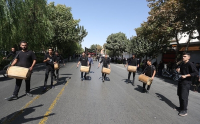 قافله عزاداری امام حسن عسکری (ع) همراه با تشییع شهید گمنام