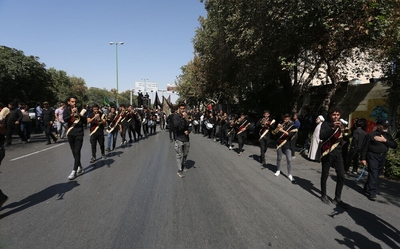 قافله عزاداری امام حسن عسکری (ع) همراه با تشییع شهید گمنام