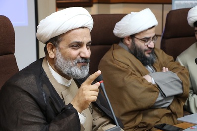 نشست نقد و بررسی فعالیت‌های محرم و صفر