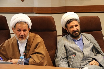 نشست نقد و بررسی فعالیت‌های محرم و صفر