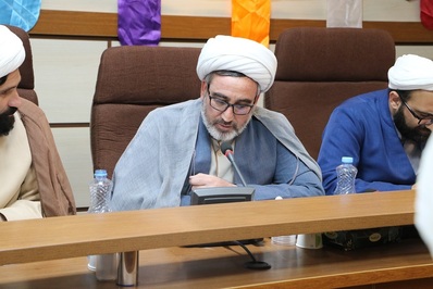 نشست نقد و بررسی فعالیت‌های محرم و صفر