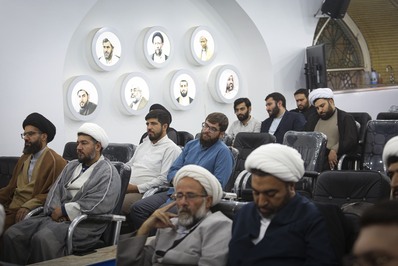 آغاز رزمایش «به قله نزدیکیم»