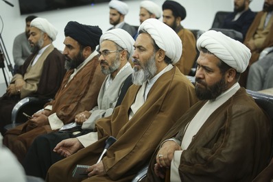آغاز رزمایش «به قله نزدیکیم»