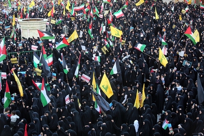 اجتماع بزرگ مردم قم در حمایت از مظلومان فلسطین