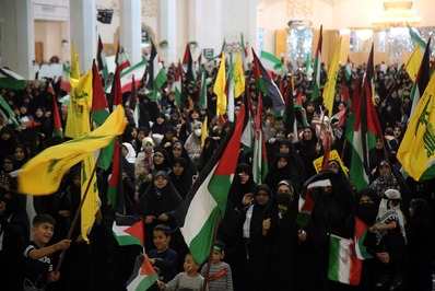 اجتماع مادران ١٢٠ کشور دنیا در قم