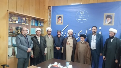 جلسه تکریم و معارفه رؤسای اداره تبلیغات اسلامی شهرستان مبارکه برگزار شد