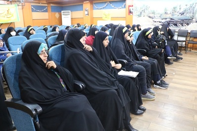 دانش آموزان صدرا ندای مرگ بر اسرائیل سردادند