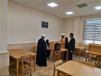 اهداء ۳۰۰ جلد کتاب به کتابخانه عمومی شهرستان بدره