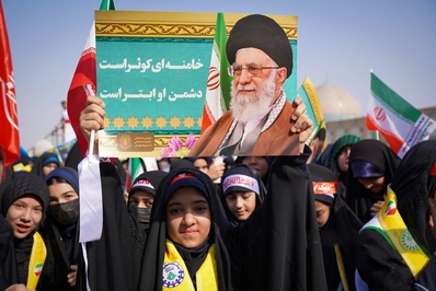 حضور جوانان و نوجوانان اصفهانی در راهپیمایی ۱۳ آبان