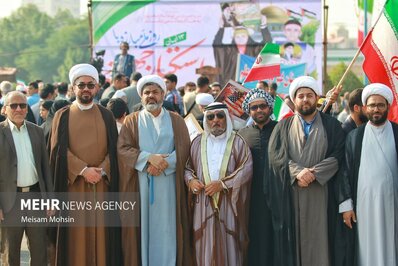 یوم الله ۱۳ آبان در آبادان