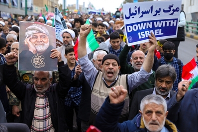 راهپیمایی ضد استکباری ۱۳ آبان در قزوین
