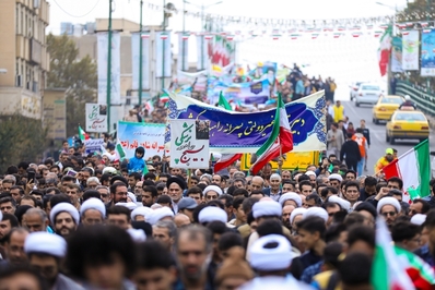 راهپیمایی ضد استکباری ۱۳ آبان در قزوین