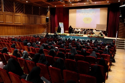 برگزاری دوره تربیت مربی فهم قرآن در دبستان برگزار شد