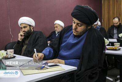 نشست هم اندیشی فعالان فرهنگی با قائم مقام سازمان تبلیغات اسلامی