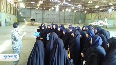بازدید دانش آموزان دخترانه صدرا از پایگاه چهارم شکاری دزفول