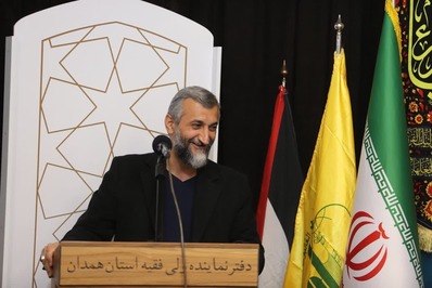 دیدار مجمع مادحین و پیرغلامان آستان آل الله با نماینده ولی فقیه در استان همدان