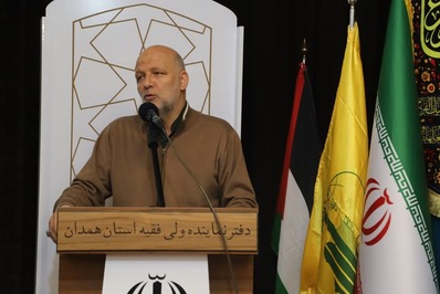 دیدار مجمع مادحین و پیرغلامان آستان آل الله با نماینده ولی فقیه در استان همدان