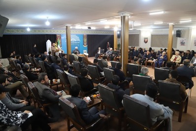 دیدار مجمع مادحین و پیرغلامان آستان آل الله با نماینده ولی فقیه در استان همدان