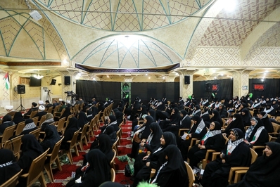 همایش بانوان فاطمی مدافع غزه در قزوین
