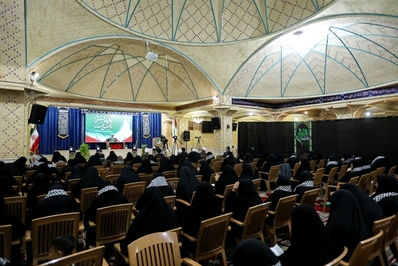 همایش بانوان فاطمی مدافع غزه در قزوین
