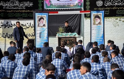 حضور حجت الاسلام قانع در جمع دانش آموزان مدرسه علوم و معارف اسلامی صدرا شیراز