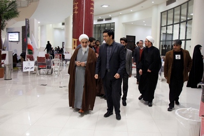 بازدید نماینده ولی فقیه در استان قزوین از سیزدهمین دوره رویداد پیشگام