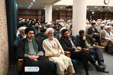 نشست هم اندیشی جمعی از طلاب و روحانیون استان با استاندار یزد