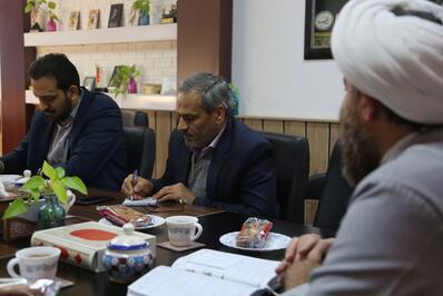 امروز حضور روحانیت در مدارس و آموزش و پرورش یک ضرورت آرمانی و دینی است.