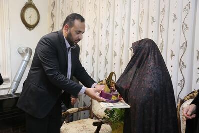 تجلیل بانوان خادم و پیشکسوت مجالس حسینی در یزد 