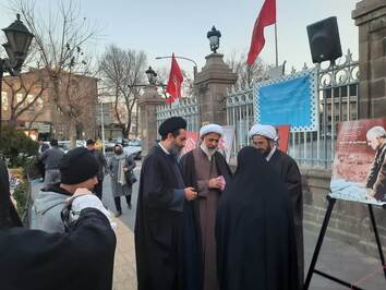 غرفه و ایستگاه صلواتی دختران حاج قاسم تبریز بمناسب شهادت سردار دل‌ها و روز مادر