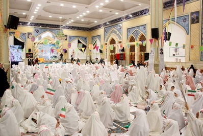 جشن تکلیف ۱۴۰۰ دختر دانش‌آموز در قزوین