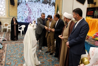 جشن تکلیف ۱۴۰۰ دختر دانش‌آموز در قزوین