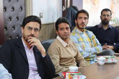 دیدار جمعی از فعالین سرود استان یزد با مدیر شبکه دو
