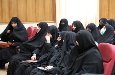 برگزاری کارگاه‌های توانمندسازی و بازآموزی معلمان قرآن کریم