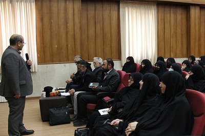برگزاری کارگاه‌های توانمندسازی و بازآموزی معلمان قرآن کریم