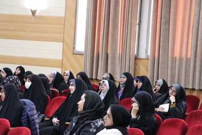 برگزاری دوره آموزشی سبک زندگی اسلامی در همدان