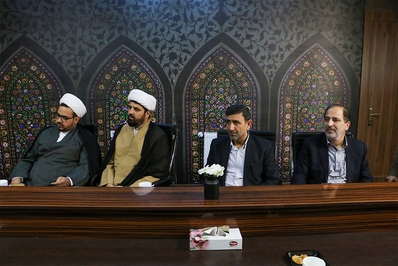 بازدید رئیس سازمان مدیریت و برنامه ریزی خوزستان از مرکز رسانه