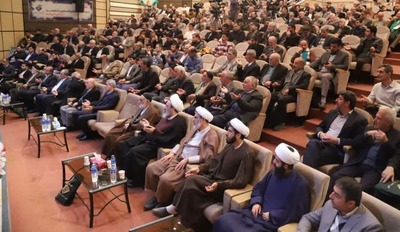 سومین همایش بزرگ ستایشگران برگزار شد