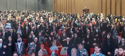 برگزاری جشن بزرگ مادر دختری در بیرجند