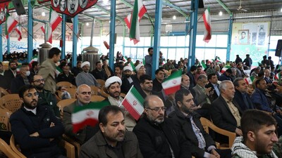 پرسنل اداره کل تبلیغات اسلامی در مراسم جشن آغاز دهه فجر انقلاب اسلامی حضور یافتند