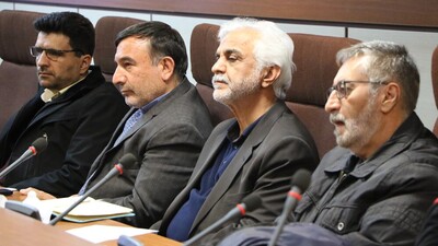 نشست و جلسه مسئولین کانونهای فرهنگی تبلیغی شهر اصفهان