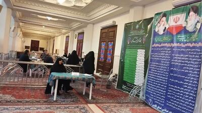 میزخدمت جهادگران امید آفرین به مناسبت ایام الله دهه فجر
