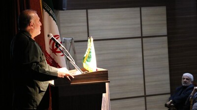 همایش فصلی مداحان طراز انقلاب اسلامی در اصفهان