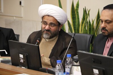 نشست استاندار اصفهان با جمعی از مسؤلان هیئات مذهبی و ذاکران اهل بیت(ع)