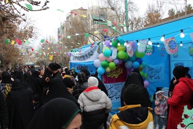 جشن یک کیلومتری ملایری‌ها در میلاد منجی همرمان با سراسر استان همدان